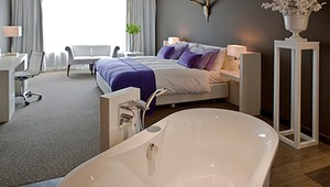 Comfort room with met bath & shower
