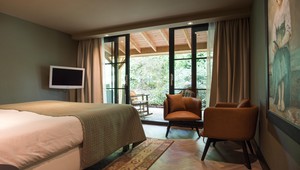 Comfortkamer met sunshower en veranda