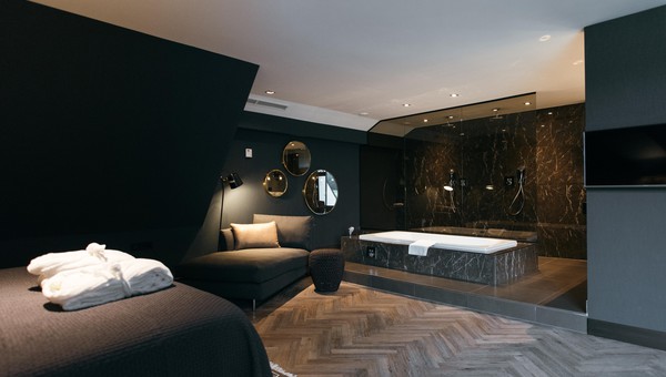 Comfort deluxe suite | open badkamer | Van der Valk Hotel Apeldoorn ... Comfort deluxe suite | open badkamer | Van der Valk Hotel Apeldoorn ...
